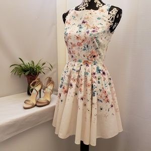 LAUREN CONRAD FIT & FLAIR